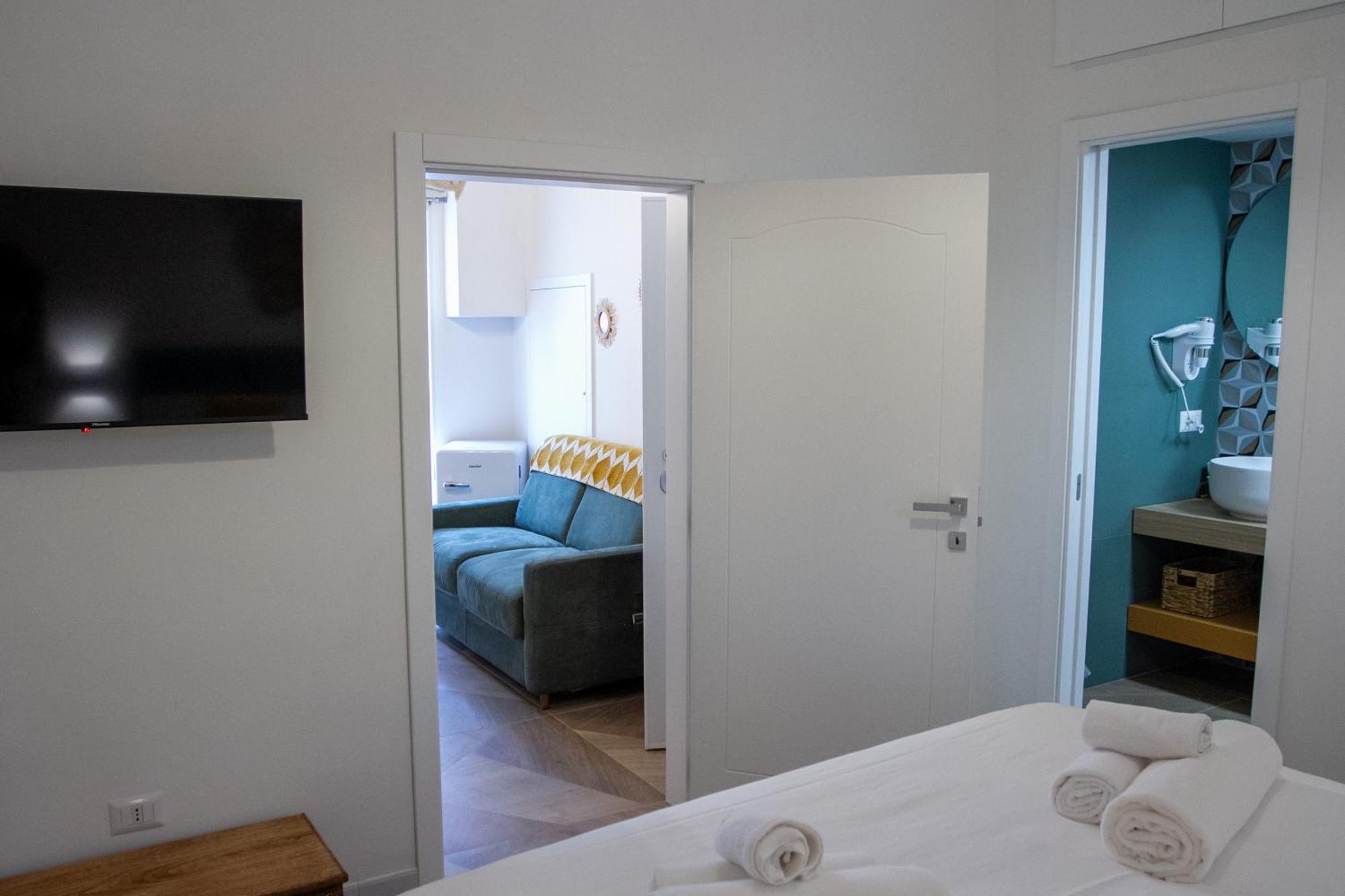 Bari In Un Click Apartment Екстериор снимка